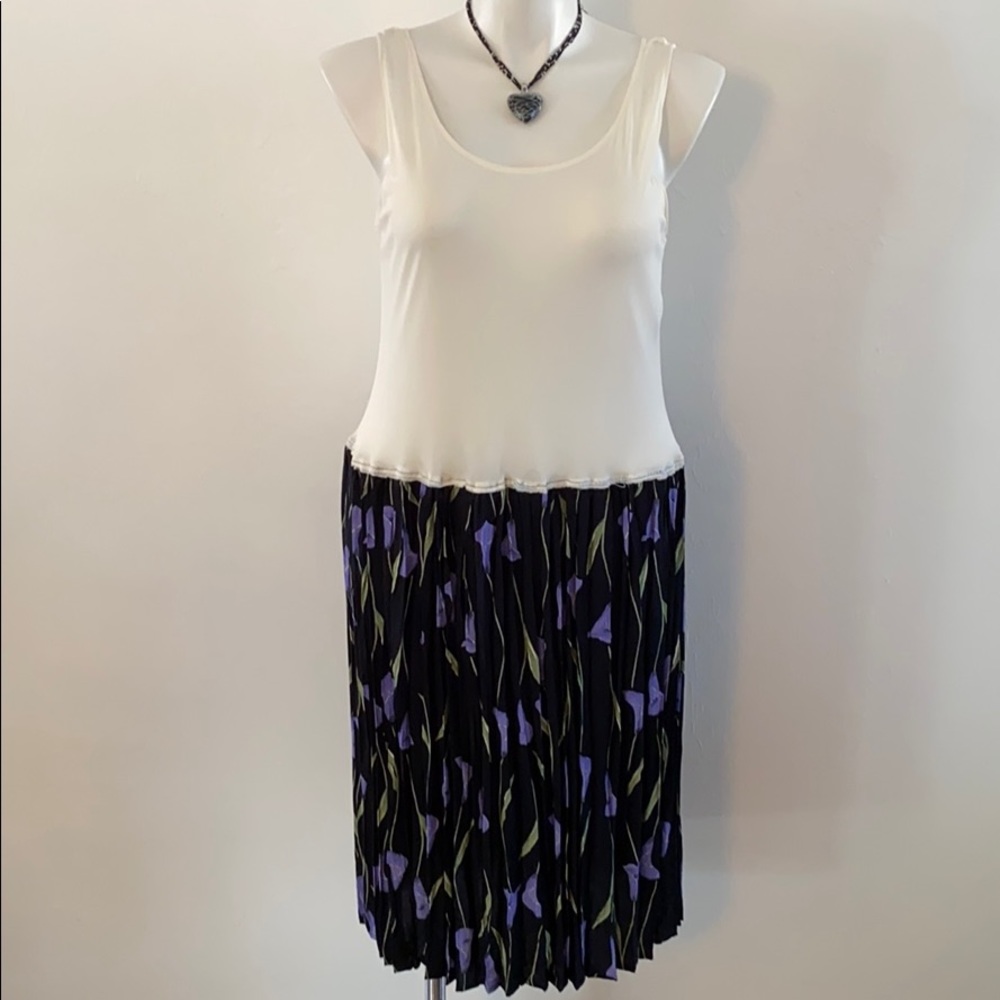 On hold Only 1 available- 16W-Purple Calla Lily Dress Sleeveless